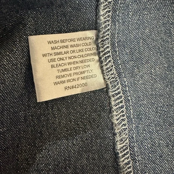 Vintage Tis The Season Mickey Mouse Shimmery Button Down Shirt Size Small - Picture 8 of 10